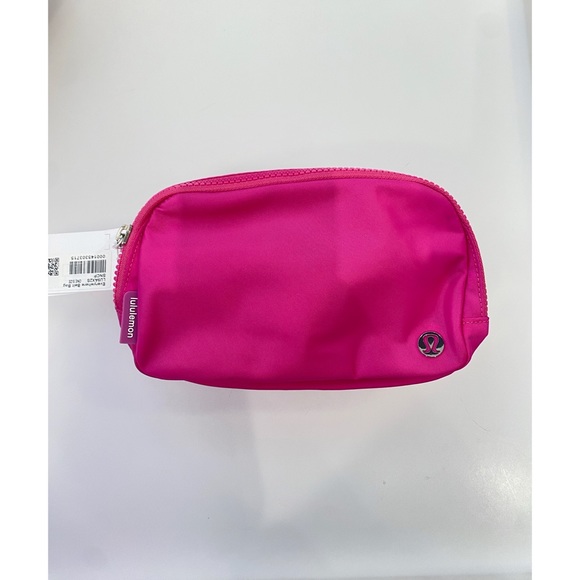 lululemon π Everywhere Belt Bag in Sonic Pink - Picture 9 of 10